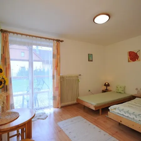 Apartament Katka A Martin Samostatny S Vlastnym Vchodom